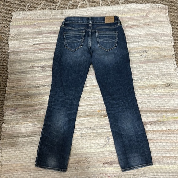 Abercrombie Capri or crop jean- darker blue denim. - Picture 3 of 3